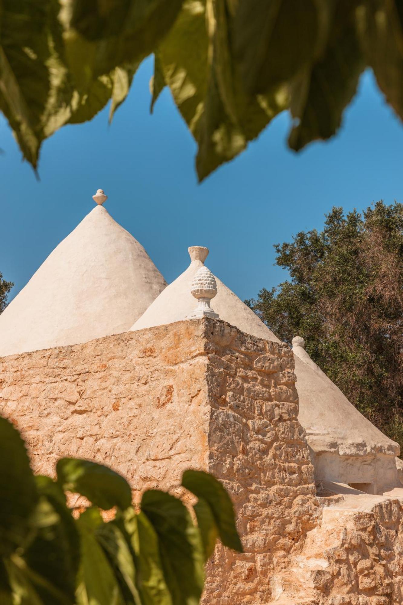 Trullo Tarantini Con Piscina Privata Apartment Latiano Exterior photo