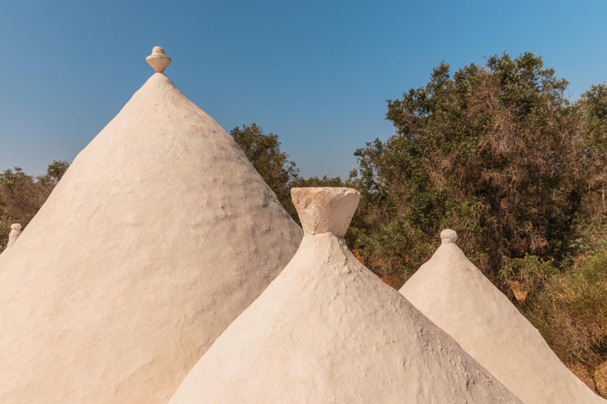 Trullo Tarantini Con Piscina Privata Apartment Latiano Exterior photo