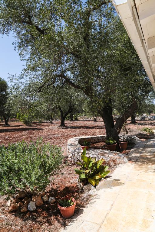 Trullo Tarantini Con Piscina Privata Apartment Latiano Exterior photo