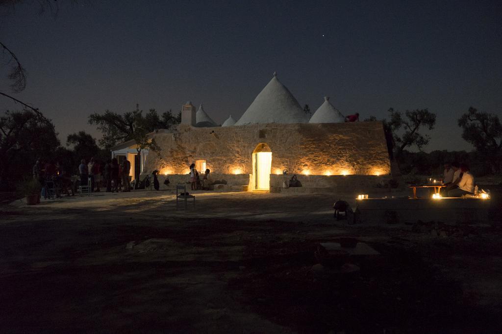 Trullo Tarantini Con Piscina Privata Apartment Latiano Exterior photo